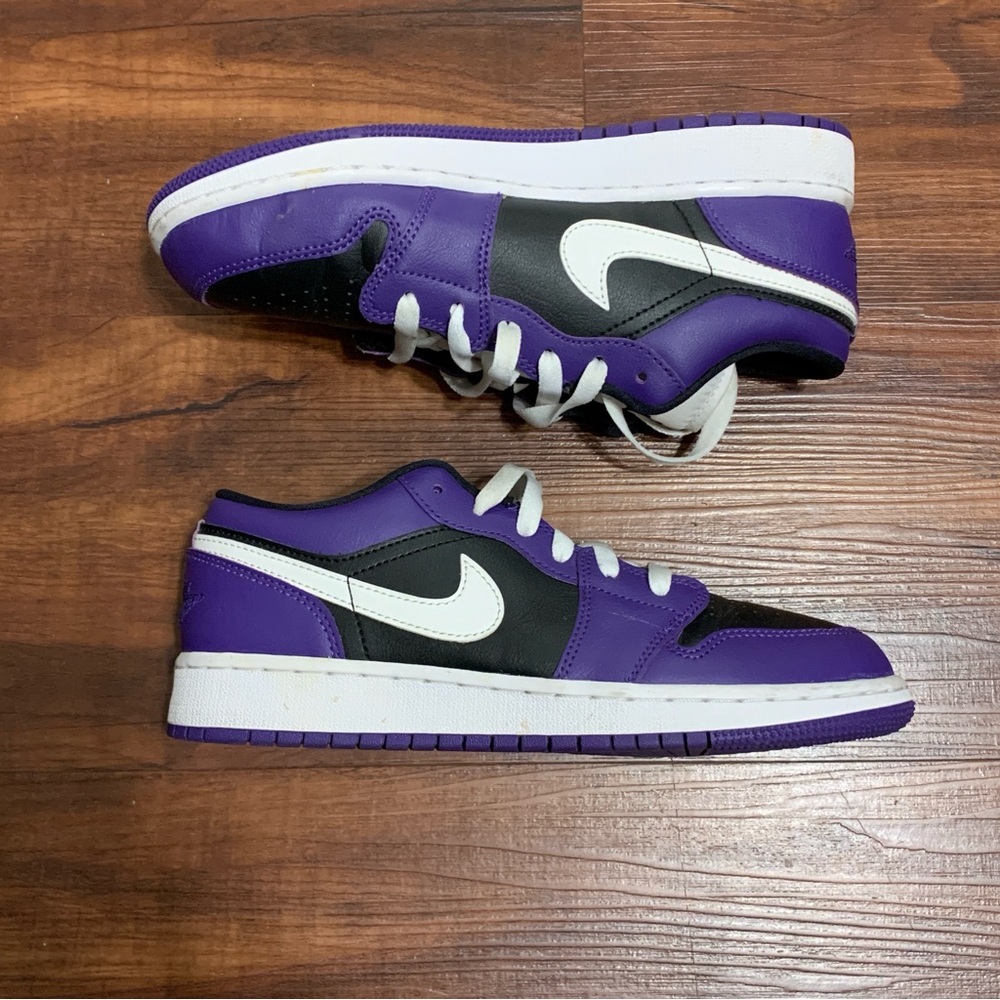 Air Jordan 1 Low GS 'Black Court Purple' size boys 6y